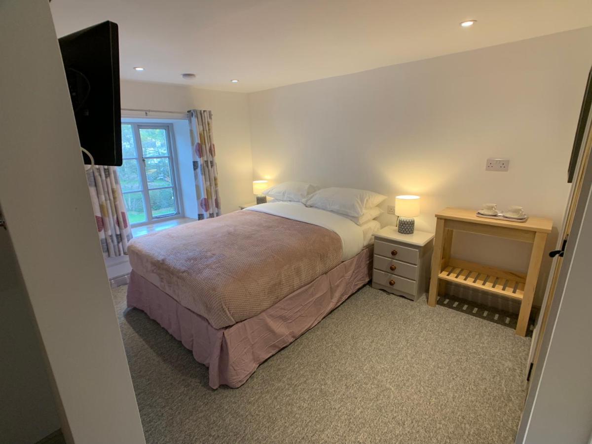Swan House Tea Room And Bed & Breakfast Lydney Dış mekan fotoğraf