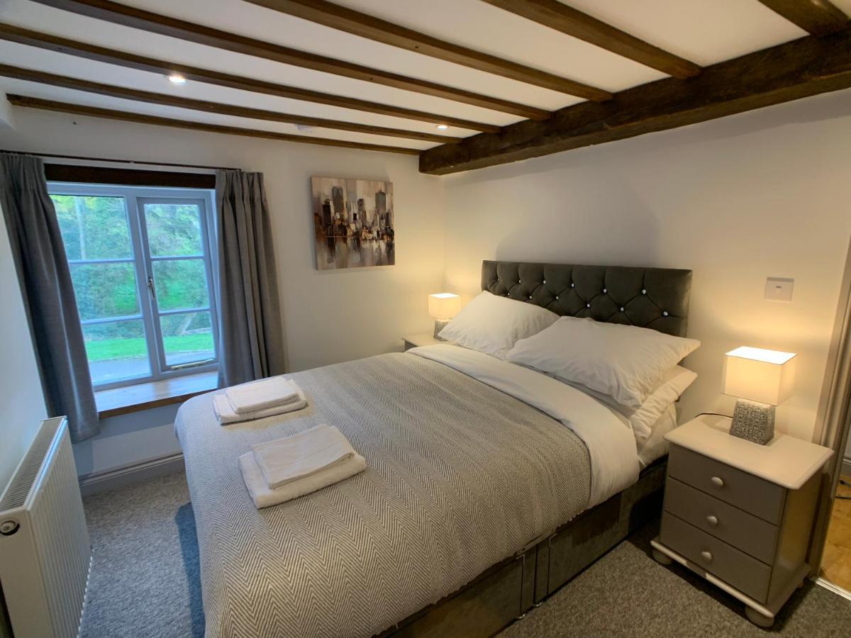 Swan House Tea Room And Bed & Breakfast Lydney Dış mekan fotoğraf